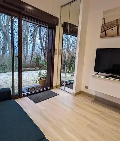 Le Meridien, Studio Renove Avec Terrasse, 8 Min A Pieds Du Centre Ville Villers-sur-Mer Exterior photo
